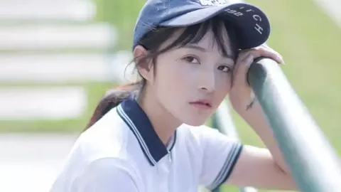 十二年贯通式学校